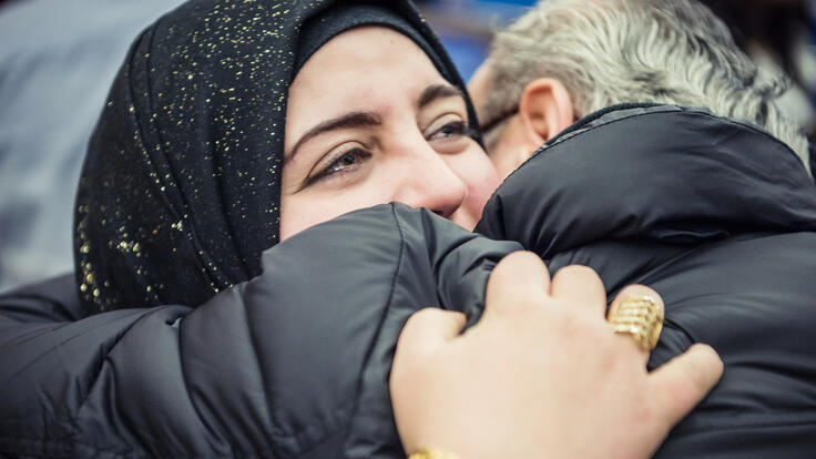 Jaidaa hugging her father Ahmed.
