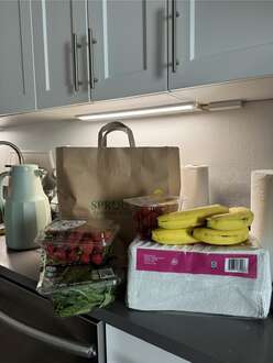 Fresh food grocery products delivered through Instacart