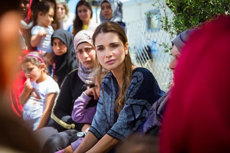 The queen spent the afternoon with a group of Syrian women in Kara Tepe who shared stories of how they were caught in the crossfire of bombings and shootouts. Many have relatives elsewhere in Europe and urgently want to be reunited with their families. The queen spent the afternoon with a group of Syrian women in Kara Tepe who shared stories of how they were caught in the crossfire of bombings and shootouts. Many have relatives elsewhere in Europe and urgently want to be reunited with their families.