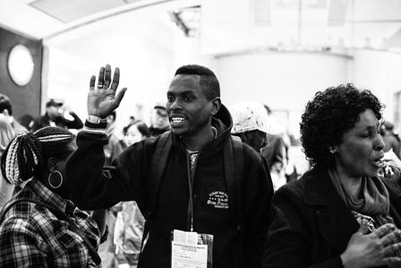 Albert waves to the cheering crowd as he arrives in Atlanta. Albert waves to the cheering crowd as he arrives in Atlanta.