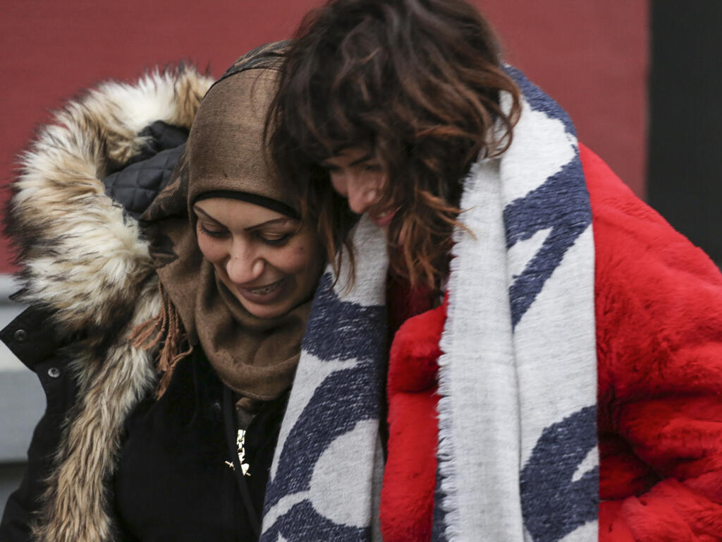 Lena Headey meets refugees starting new lives in Germany The IRC