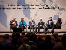 Einstein Humanitarian Dialog