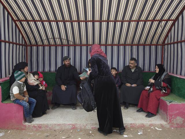 With support from the EU, IRC staff provides health education and hygiene awareness sessions to change misconceptions about cholera and educate communities on the causes, symptoms, and treatment for the disease.