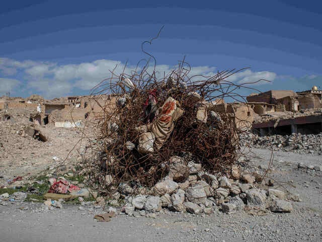 Trümmerteile aus dem Krieg gegen den IS