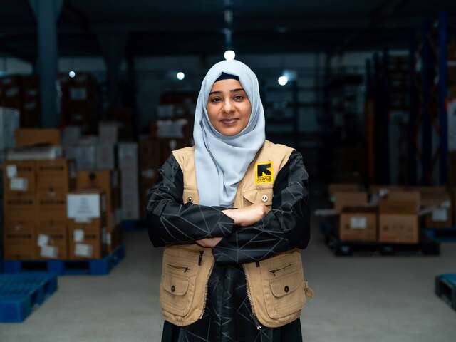 Inas Radman, 49 years, Aden 