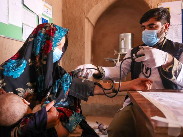 Afsana also has a checkup at the EU-funded IRC health center during their weekly follow-up sessions. 