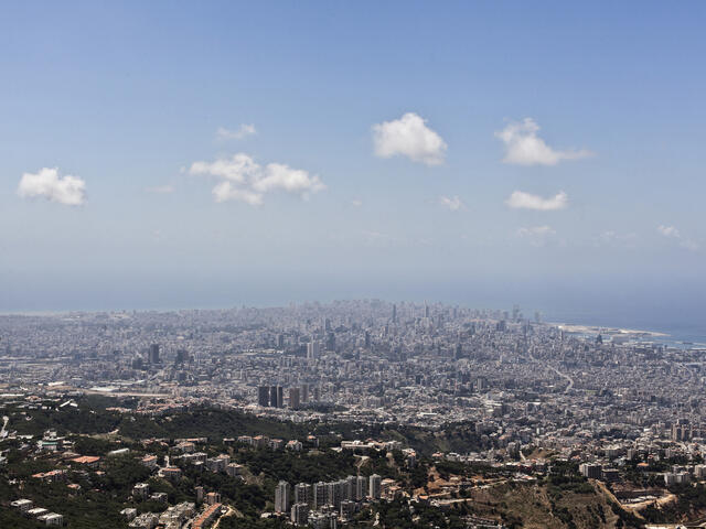 A 2016 aeriel view of the city of Beirut and its port