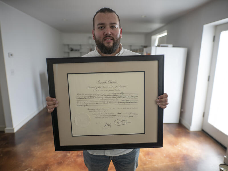 In 2015, Suamhirs was appointed by former President Barack Obama to the U.S. Advisory Council on Human Trafficking. Suamhirs holds a certificate honoring his work on the U.S. Advisory Council on Human Trafficking.