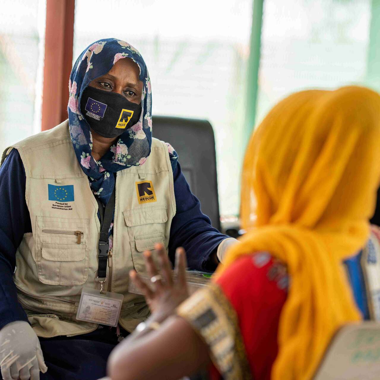 Almas, 33, a mother displaced from the conflict in Khartoum, receives vital support from an IRC nutrition specialist in Gedaref, Sudan