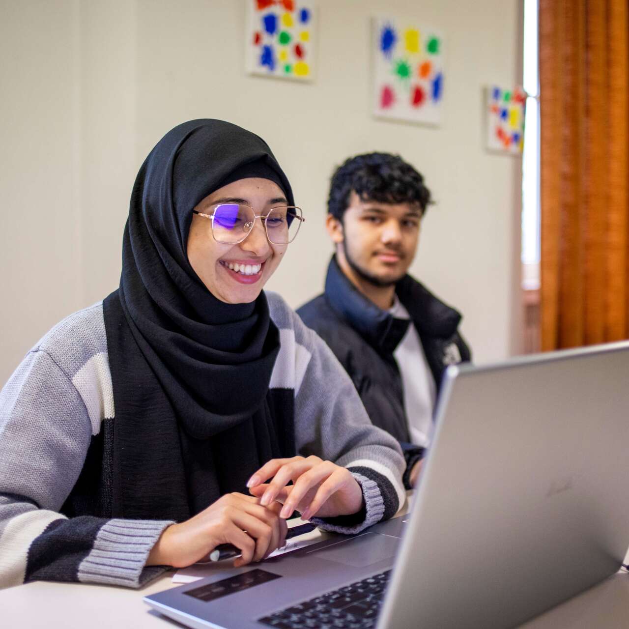 IRC-Klient*innen in einem Computerkurs.