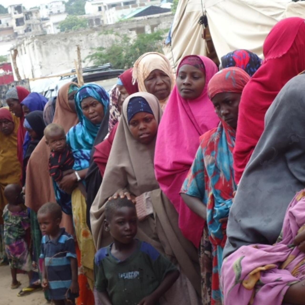 Women in hospital queue in Somalia 