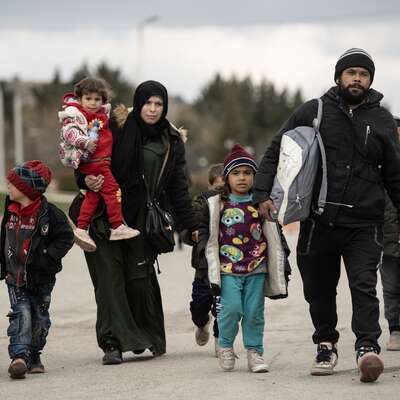 En familj på flykt i Libanon. 