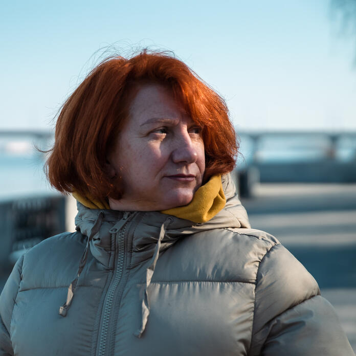 Oleksandra, 54