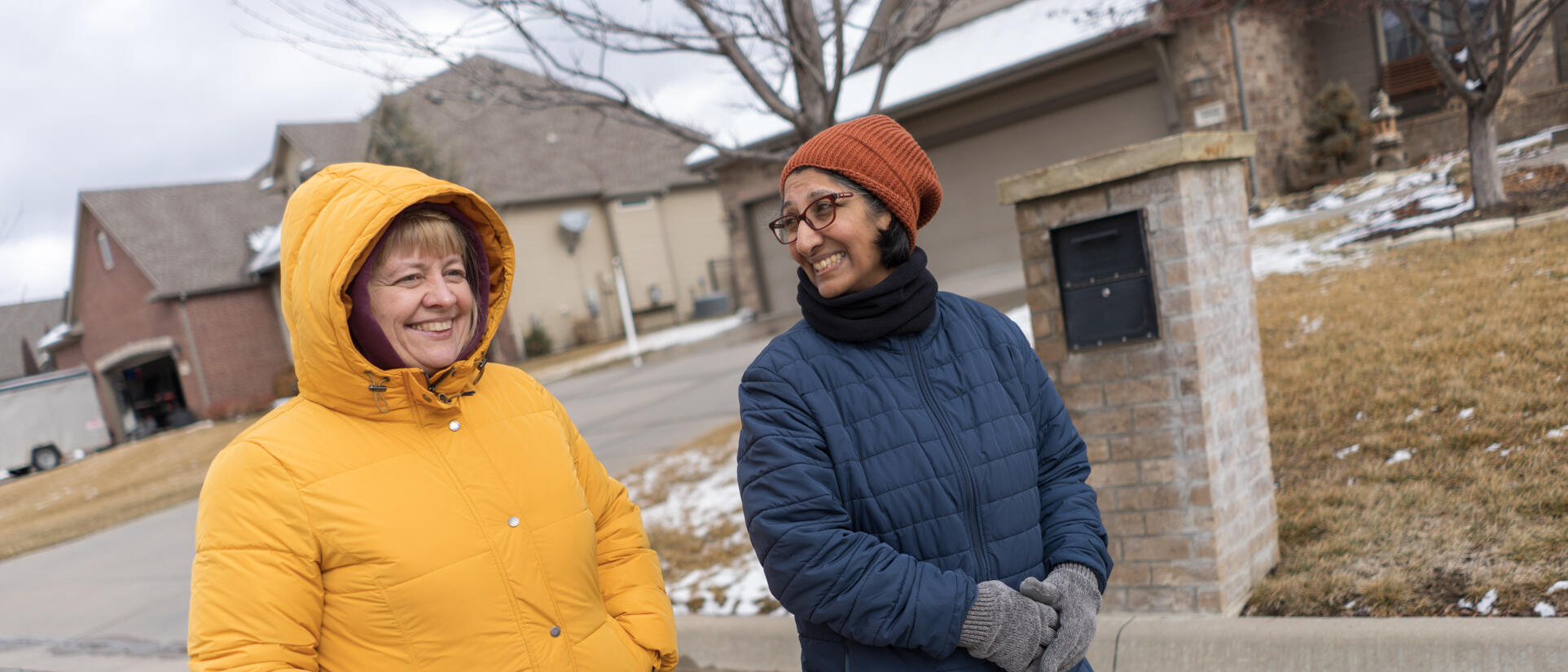 Ukrainian refugee family greeted as they arrive in Wichita, Kansas.