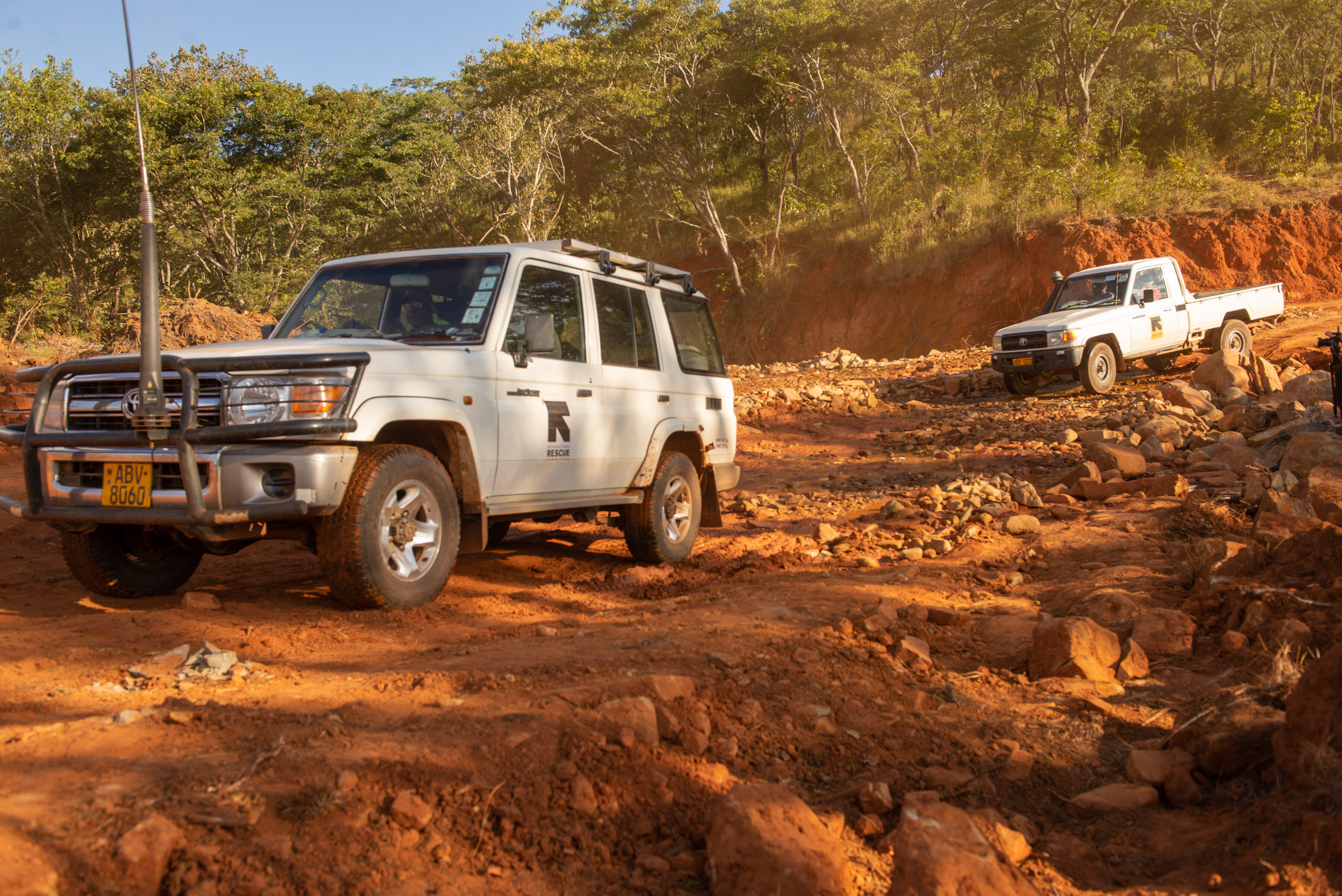 An IRC vehicle navigates its way along the difficult terrain towards Chimanimani hospital in Zimbabwe, 4 April 2019. Most roads in Chimanimani Districts have been rendered impassable due to the destruction caused by Cyclone Idai.