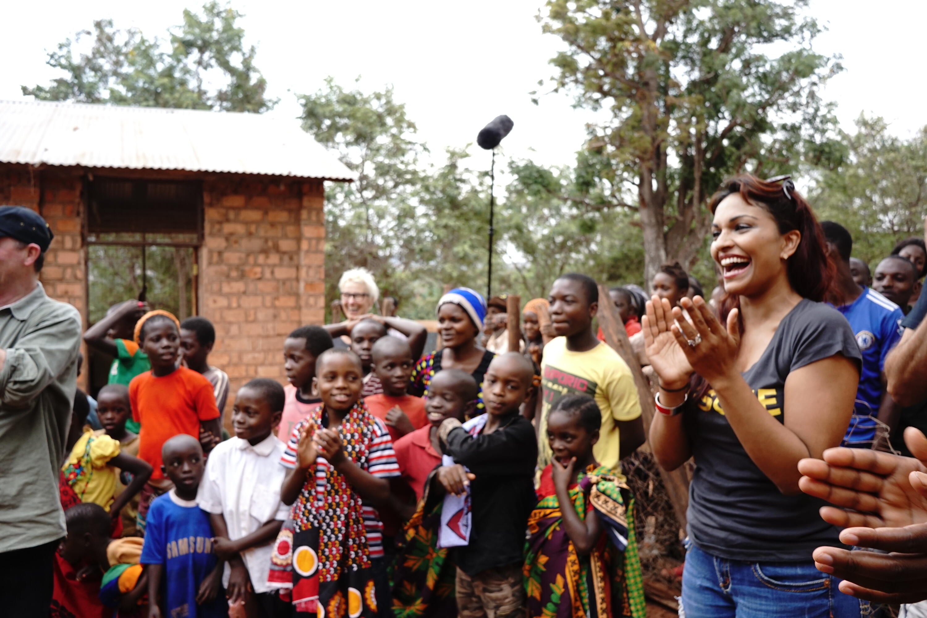 Danielle de Niese in Tanzania 2014