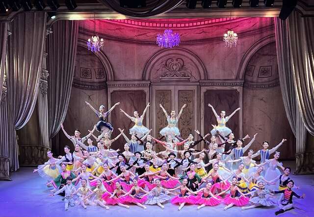 많은 사람들의 삶 가까이에서 위로와 힘이 되어주는 예술을 꿈꾸는 김선희 후원자