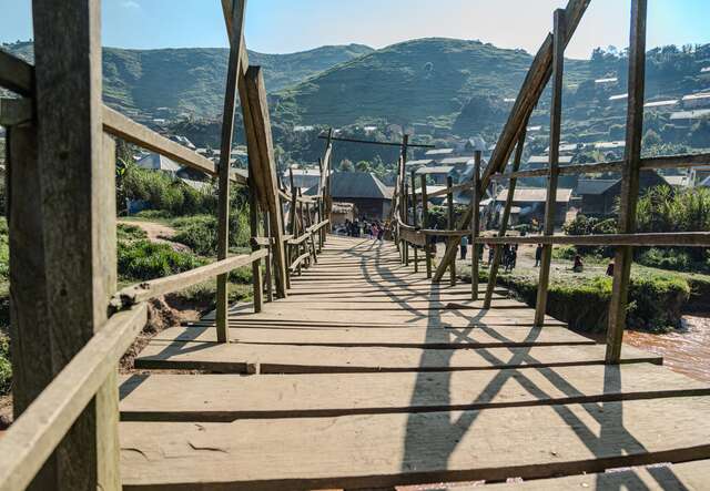 The bridge in disrepair which potential patients wishing to reach the Numbi Health Center must cross. 