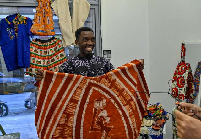 Moussa fled Ivory Coast and rebuilt his life in Athens through food and community work. After the tragic loss of his family, he settled in Greece and began cooking Ivorian dishes for friends. 