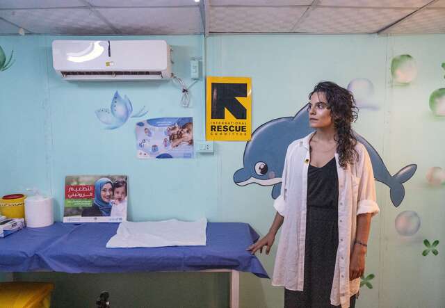 IRC Ambassador Sepideh Moafi visits an IRC health clinic at Zaatari refugee camp in Jordan, where the IRC provides vital health care for Syrian refugees.