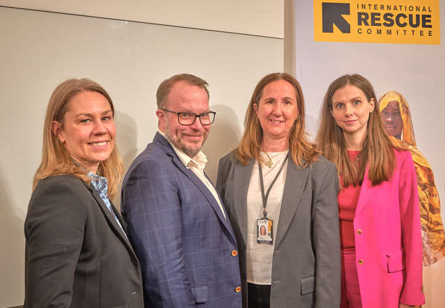 Anna Sundström, RESCUE:s generalsekreterare, Johan Brosché, forskare vid Uppsala universitet, Anna Lasses (C) och Alexandra Völker (S) på ett riksdagsseminarium om situationen i Sudan den 15 april 2026.