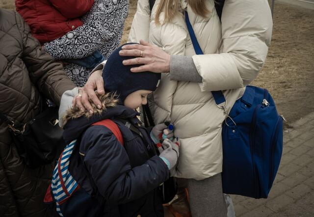 A mother and child who were forced to flee Ukraine