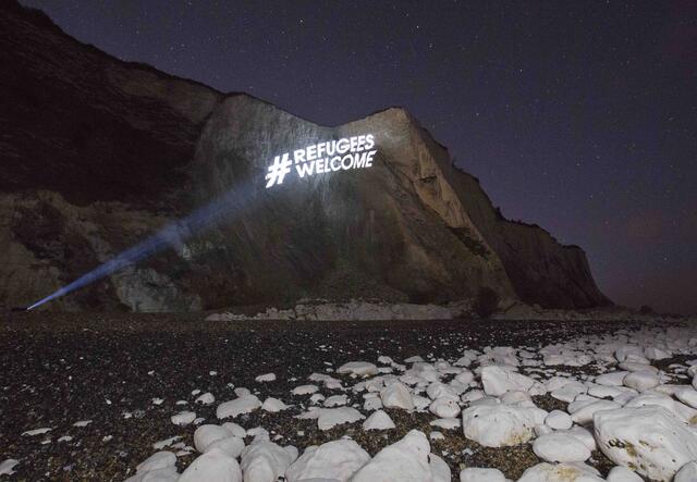 #RefugeesWelcome on the white cliffs of dover