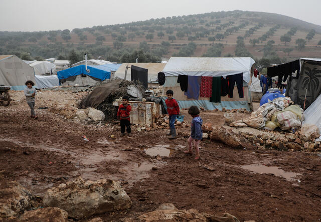 Displaced Syrian children in Idlib