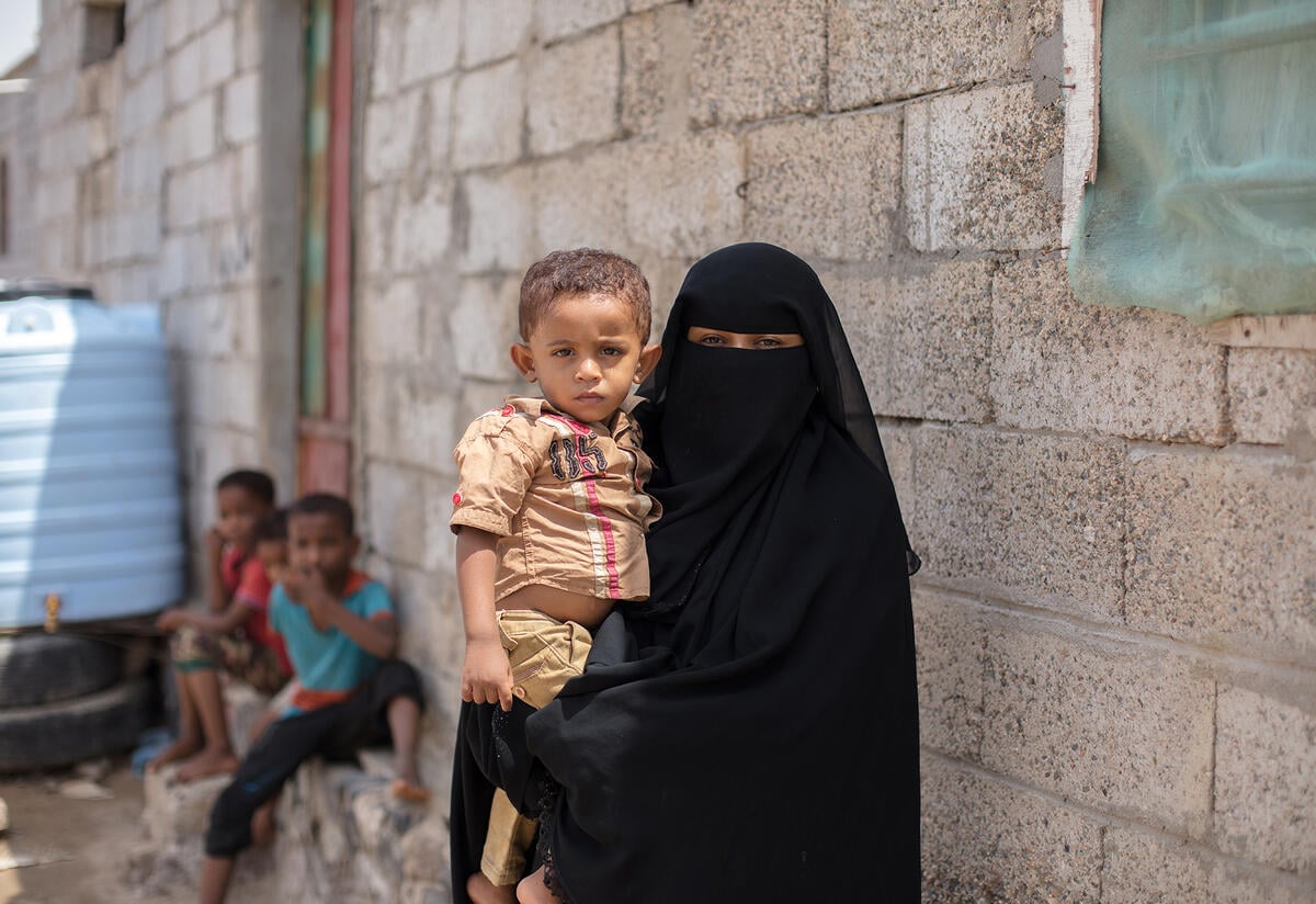 A mother and child in Yemen whose family is being treated by the IRC for malnutrition.