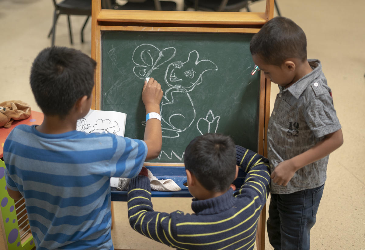 Central American children at an IRC-run shelter for asylum seeking families Central American children at an IRC-run shelter for asylum seeking families