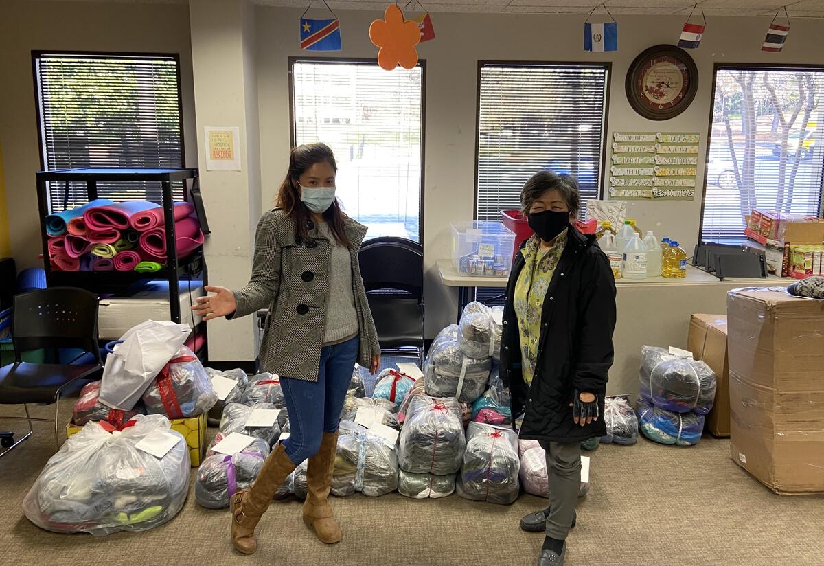 IRC supporters from the Tzu Chi Foundation and Dharma Jewel Monastery donated 40 winter coats and dozens of new blankets