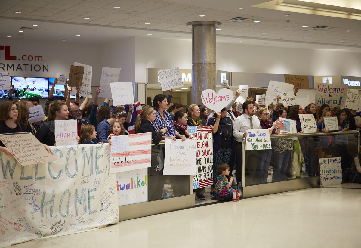 You showed up, said it loud and said it clear: Refugees are welcome here! You showed up, said it loud and said it clear: Refugees are welcome here!