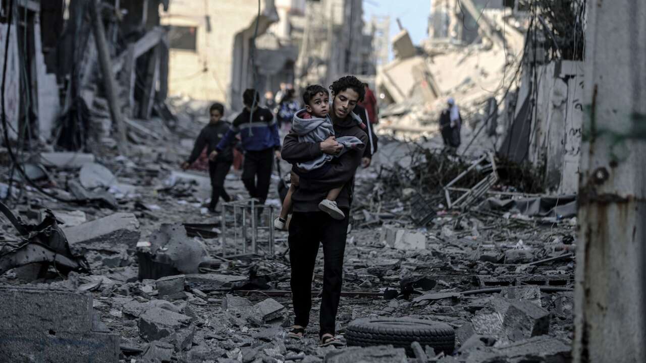 As the Gaza ceasefire hangs in the balance, IRC scales up humanitarian ...