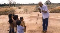 Aktivist Bayard Rustin redet mit Kindern