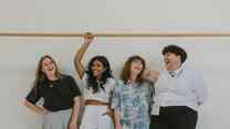 Mädchen Gruppe: No Single Stories! Wir schreiben Geschichte!
