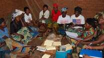 Women in village saving groups in Congo 