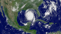 Satellite image of Hurrican Katrina making landfall in 2005