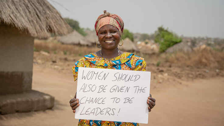 Loyce*, en aktivist inom kvinnogruppen Togoletta, står upp för kvinnors rättigheter i Uganda. Togoletta är en av många lokala organisationer i Uganda som RESCUE stöder.