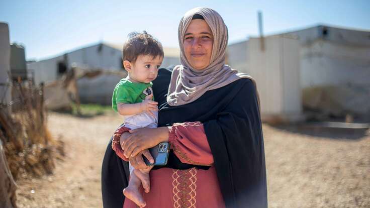 Halima mit ihrem jüngsten Sohn Hamza 