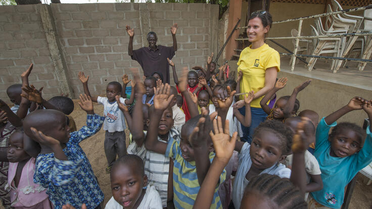 A group of children.