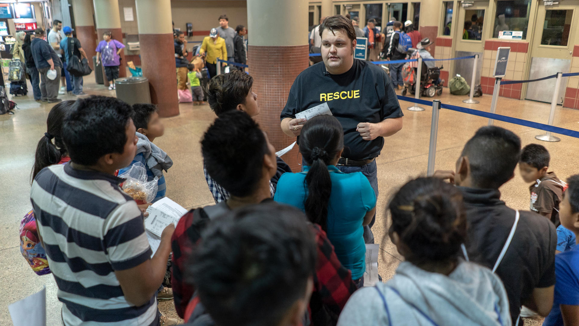 IRC staff assist asylum seekers in Arizona